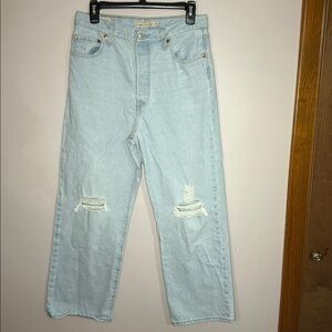 Levi’s Ribcage straight ankle jeans